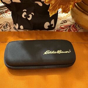 Eddie Bauer Black Case with Logo
